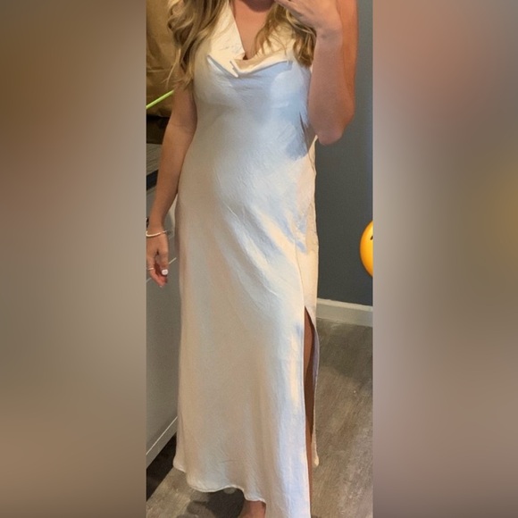 Selfie Leslie - CHAMPAGNE SHOWERS HALTERNECK SLIP MIDI DRESS CHAMPAGNE - Picture 8 of 8